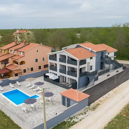Natalija1 Apartament *